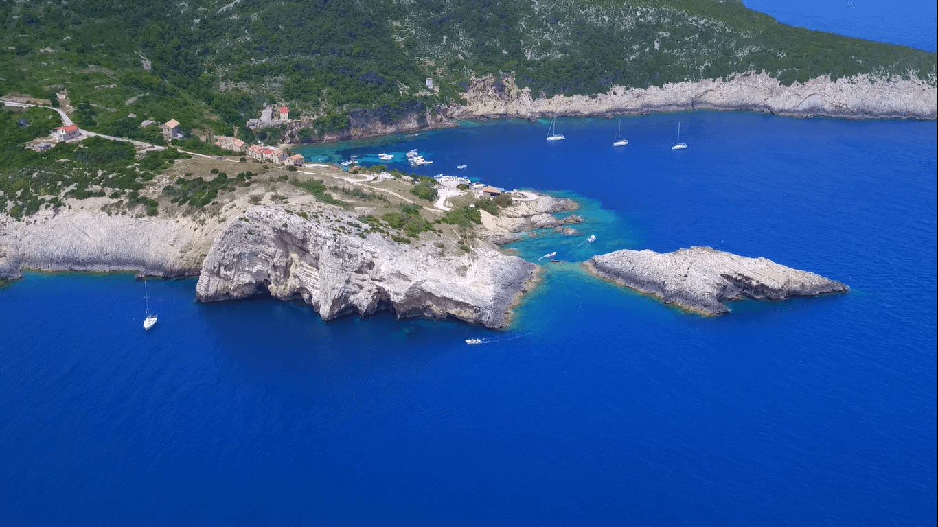 Hotel Pharia will support UNICEF’s Stay for good campaign